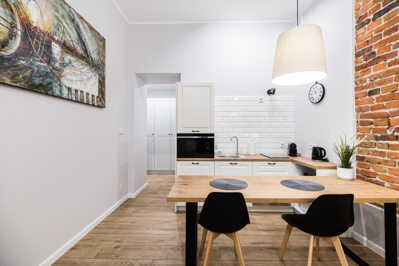 Attractive Apartment Oldtown Near Thetrain Station Krakow Exterior photo